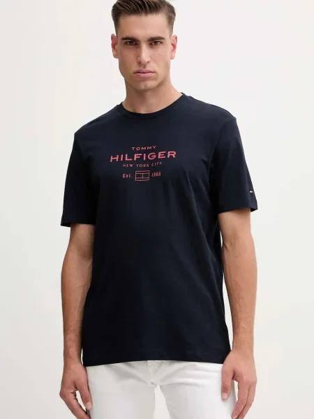 Тениска Tommy Hilfiger с десен тъмносиньо