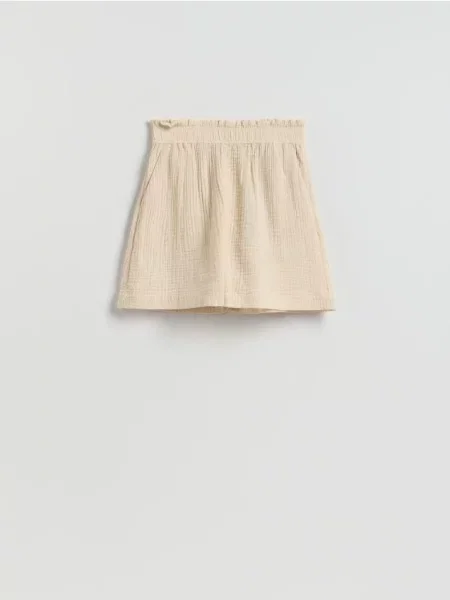 Reserved Pantaloni scurți din bej