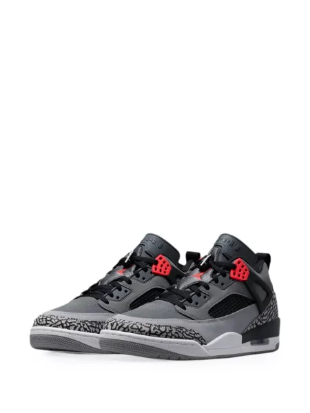 Sneakerși Jordan cu imagine gri