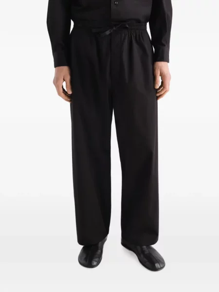 Pantaloni Lemaire din țesătură twill negru