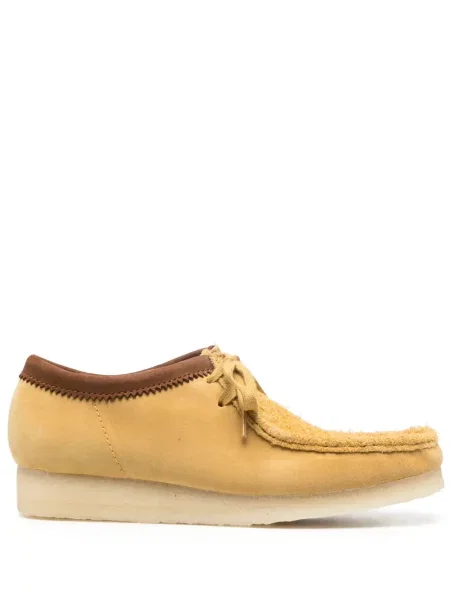 Botine Clarks Originals din piele de căprioară