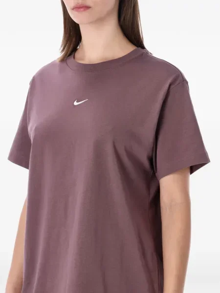 Класически шорти Nike бяло