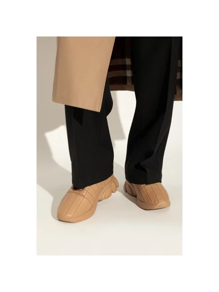 Sneakersy Burberry skórzane beżowe