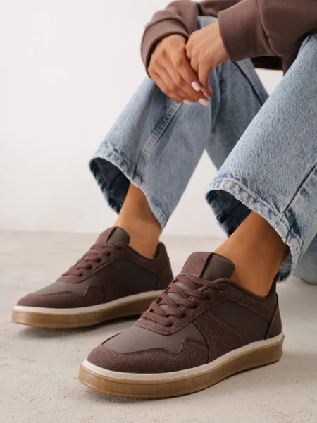 Sneakers VICES în stil Basic cu inserții din imitație de nubuc Akila maro