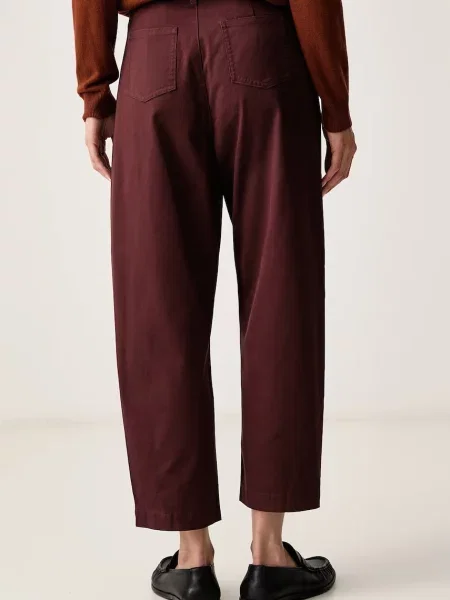 United Colors of Benetton pantaloni pentru femei cu maro