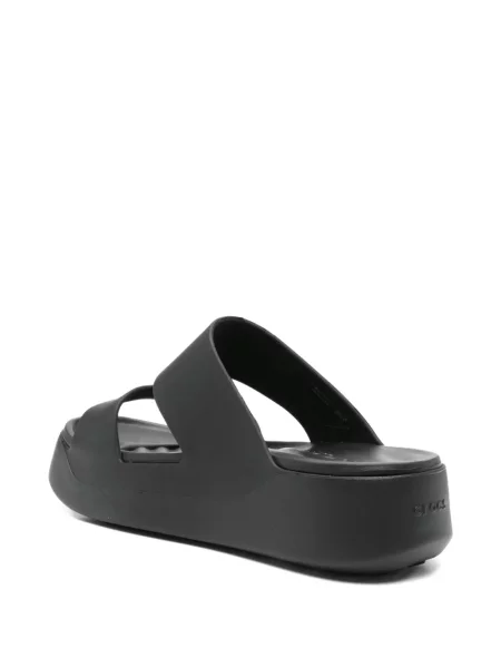 Papuci Crocs cu platformă cu bretele negru
