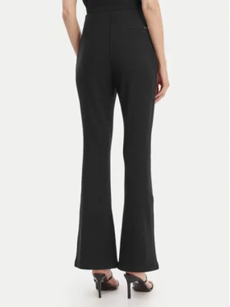 Calvin Klein Hlače Flare Fit crna