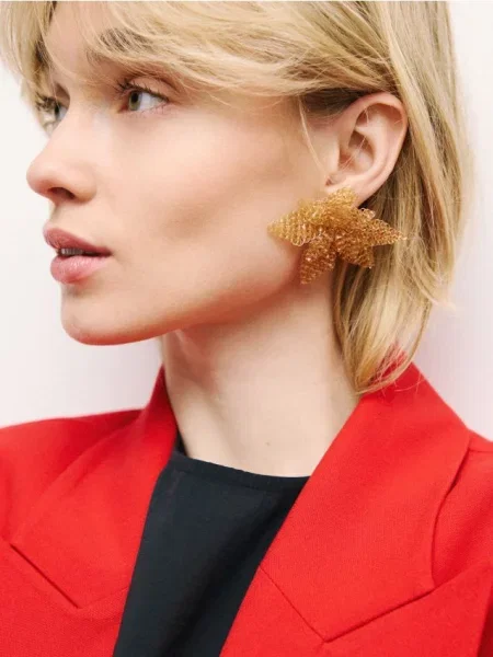 Reserved Cercei în formă de floare galben-pal galben