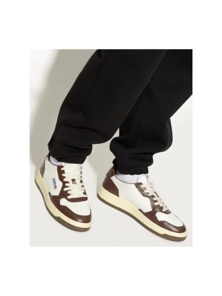 Sneakersy Autry białe