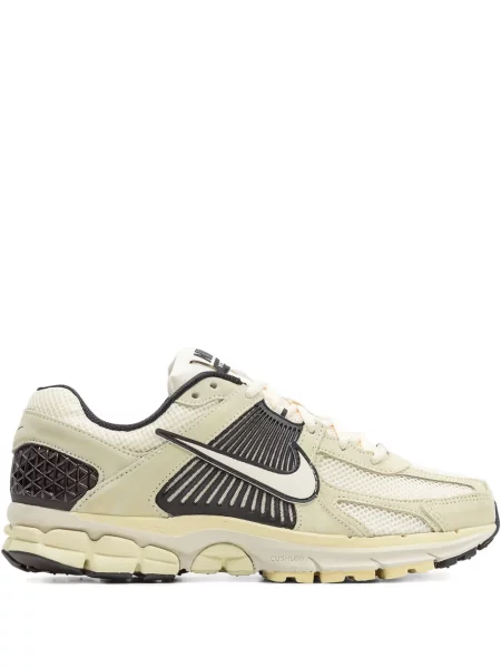 Sneakerși Nike Vomero