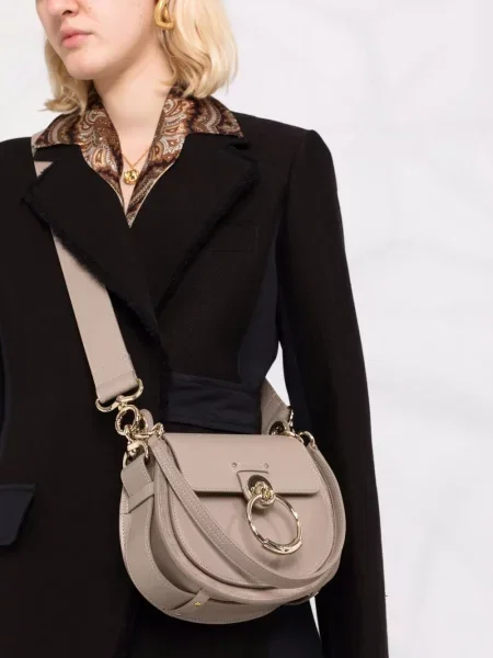 Mała torebka crossbody Chloe