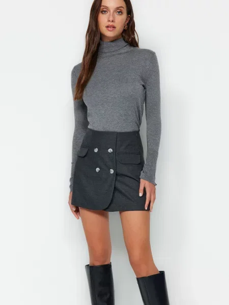 Pantaloni scurti tip fusta Trendyol negru