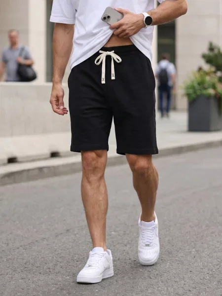 Pantaloni scurți de sport Dstreet negru