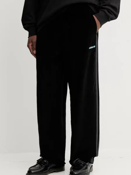 Джинсов панталон adidas Originals Cord Pant черно