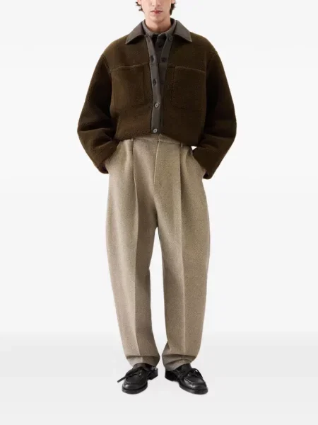 Geacă Jacquemus din piele de oaie maro