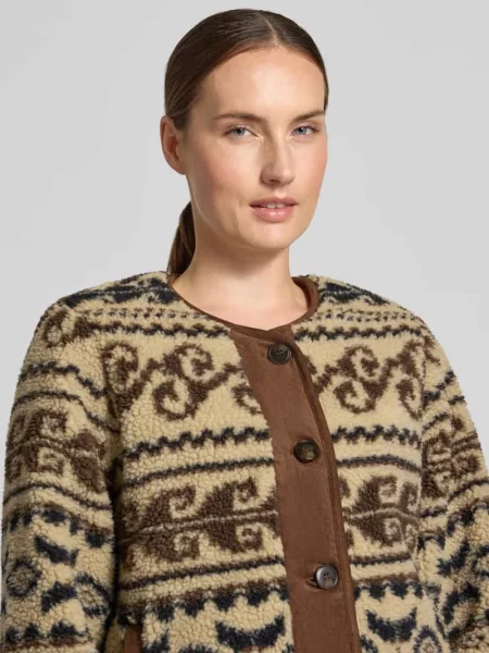 Kurtka teddy o kroju regular fit z okrągłym dekoltem model LINDAU' Vero Moda beżowa