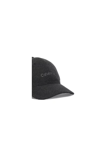 Kapa s šiltom Calvin Klein Embroidered Titlecase Logo Felt črna
