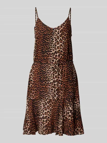 Spódnica mini taliowana z w talii model ‘NYA’ Pieces