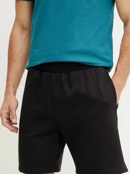 Kratke hlače The North Face Easy Regular črna