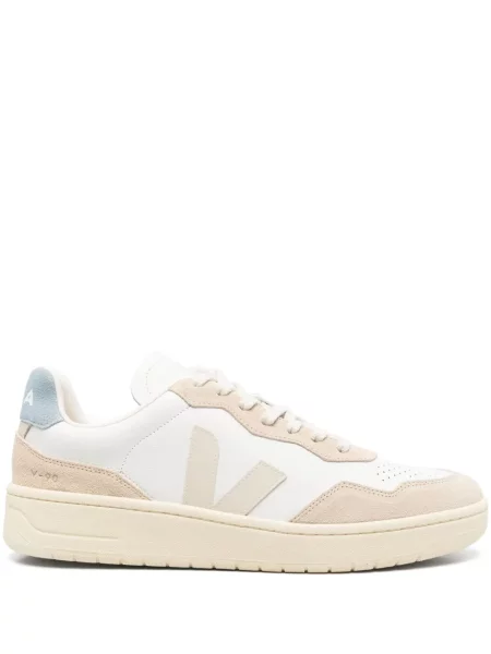 Sneakerși Veja alb