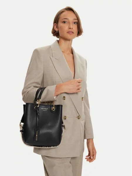 Torebka Emporio Armani skórzana czarna