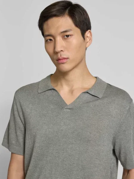 Koszulka polo o kroju slim fit z dekoltem w serek model ‘Ecovero’ Lindbergh khaki