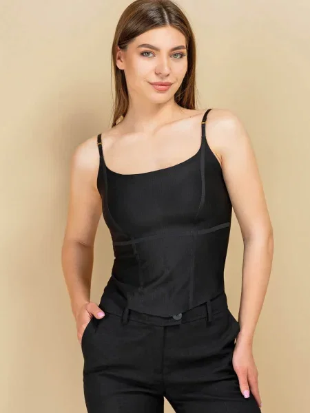 Женский топ с вкладышами push up чорний