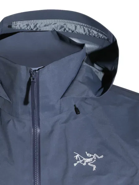 Geacă Arc'teryx cu glugă albastru