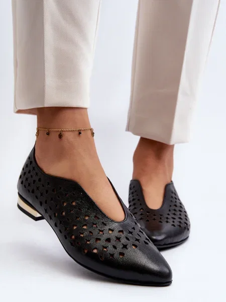 Usnjene balerinke Zazoo črna