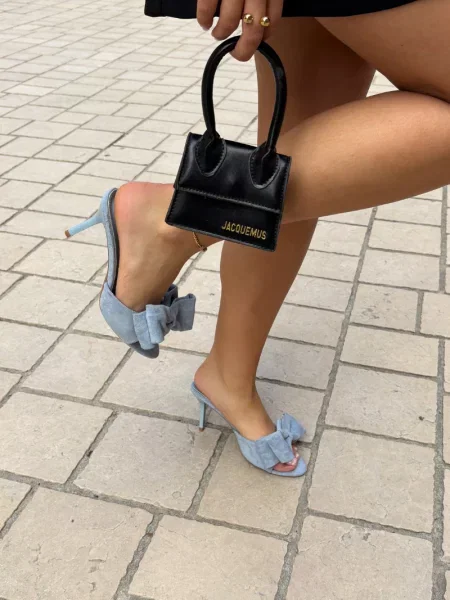 Pantofi cu toc Boto cu funde din piele