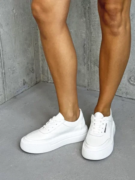 Шкіряні Кросівки INNOE білий