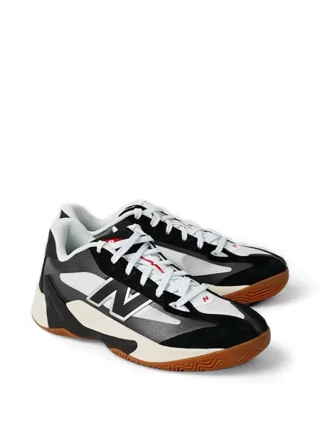 Džemper New Balance crna