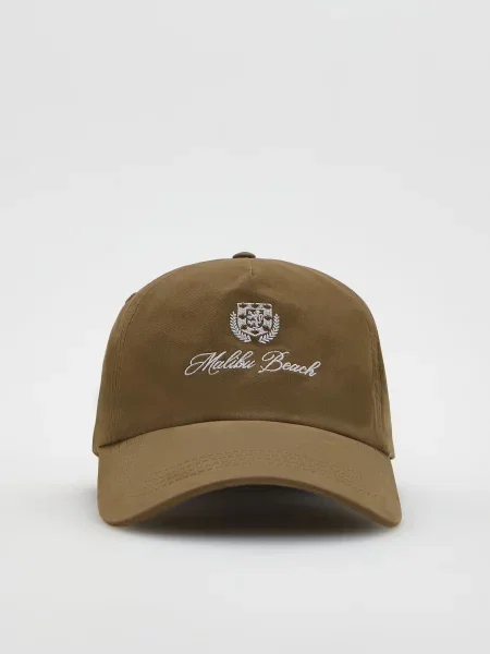 Reserved Бейсболка з вишивкою коричневий