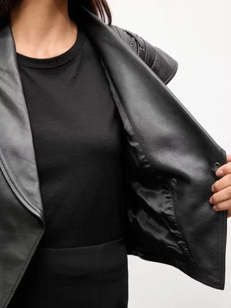 Кожаная куртка Answear.lab черная