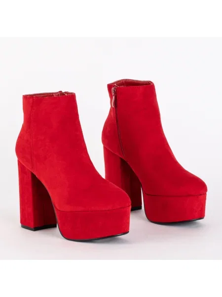 Škornji Resti rdeča