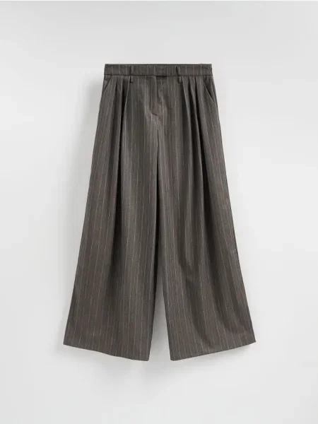 Reserved Вільні штани зі складками темно-сірий сірі