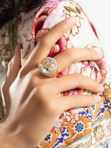 Inel Jacquie Aiche cu perle cu model leopard