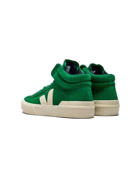 Veja MINOTAUR SUEDE EMERAUDE PIERRE Kobiety Buty sportowe Veja Size: 3 zielony