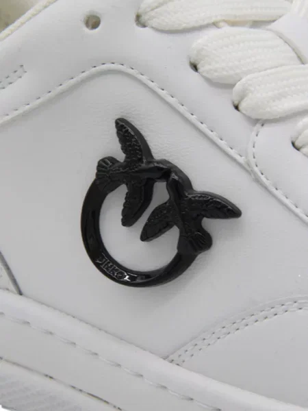 Sneakerși Pinko din piele alb