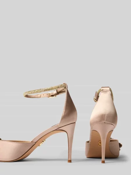 Czółenka z ozdobą z cyrkonii model Last Dance' Steve Madden beżowa