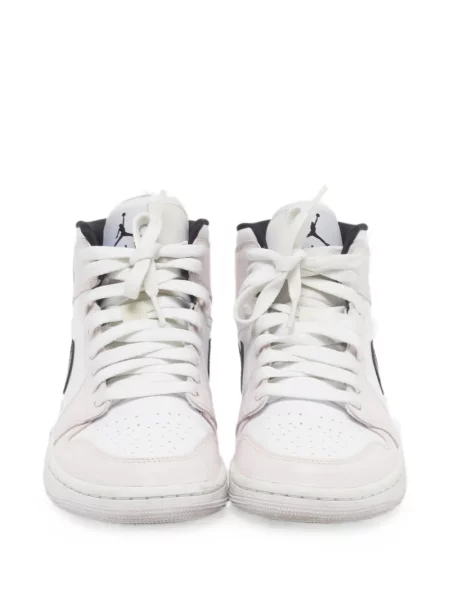Top Jordan alb