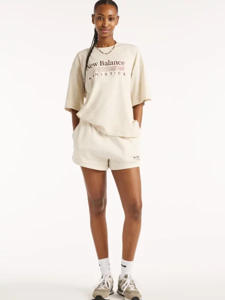 Футболка New Balance біла
