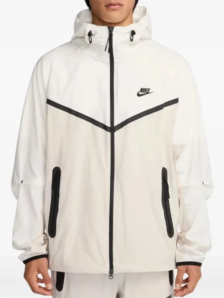 Běžecké fleecové tričko s potiskem Nike s potiskem černé