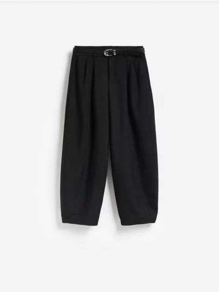 Reserved Pantaloni cu negru