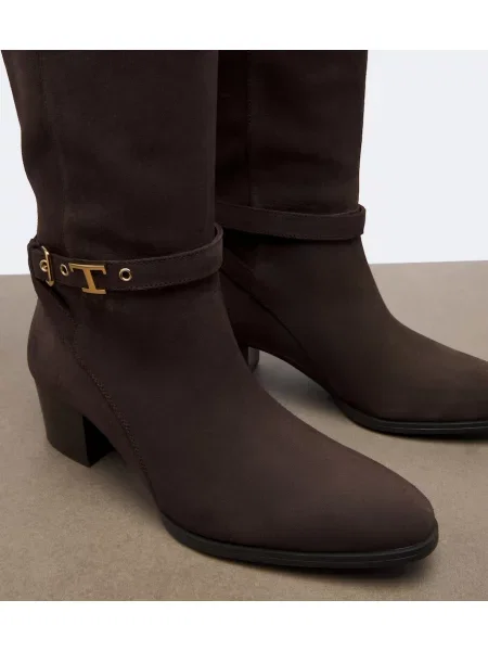 Cizme Tod's din piele de căprioară maro