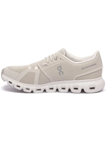Pantofi On bej