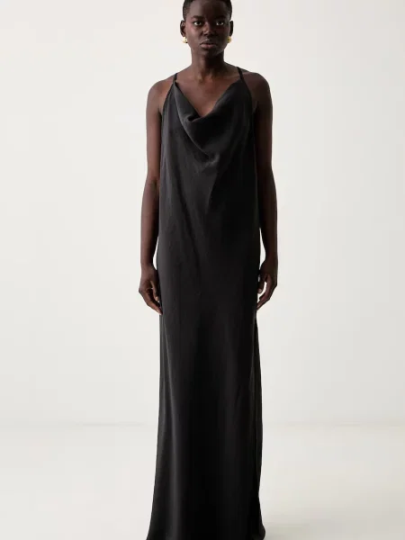Haveone rochie de vară cu modal negru