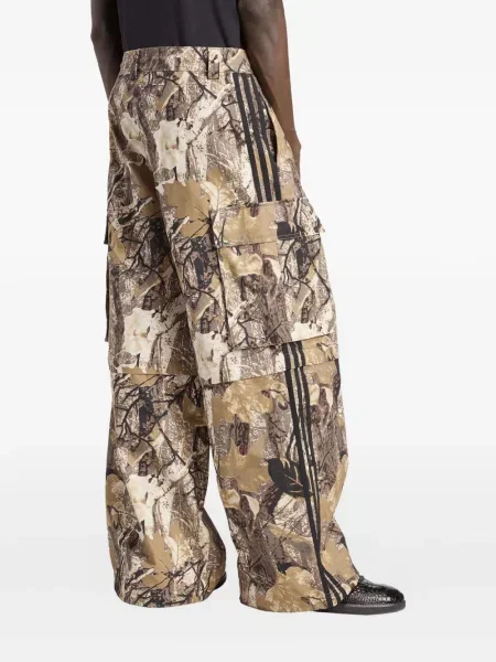 Камуфлажна плетена тениска Adidas с принт черно