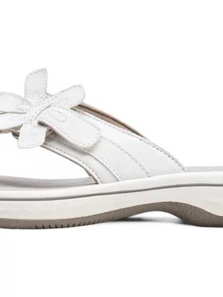 Φλοράλ σανδάλια Clarks Originals με απλικέ λευκό
