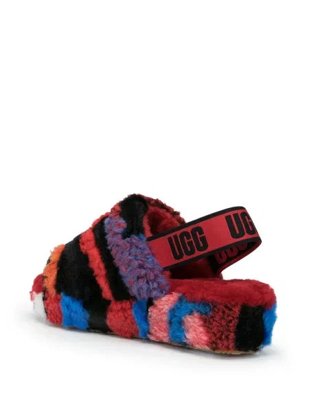 Papuci Ugg roșu